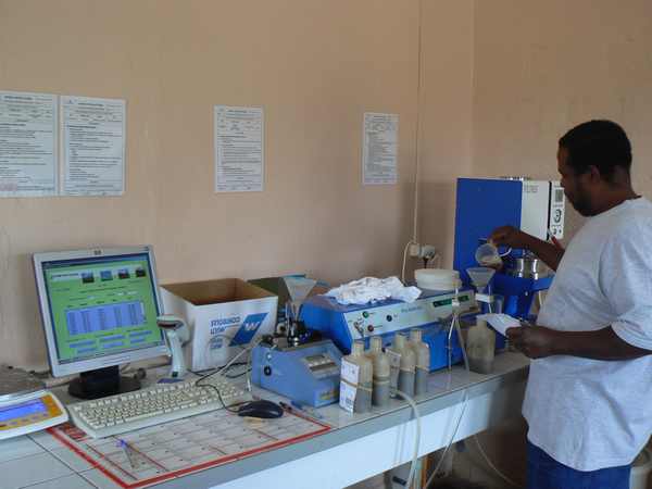 fabrique du sucre de canne